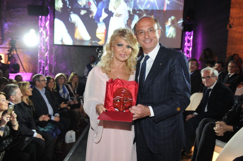 Ai Campani distintisi in Italia e all_estero il premio Le Eccellenze Campane